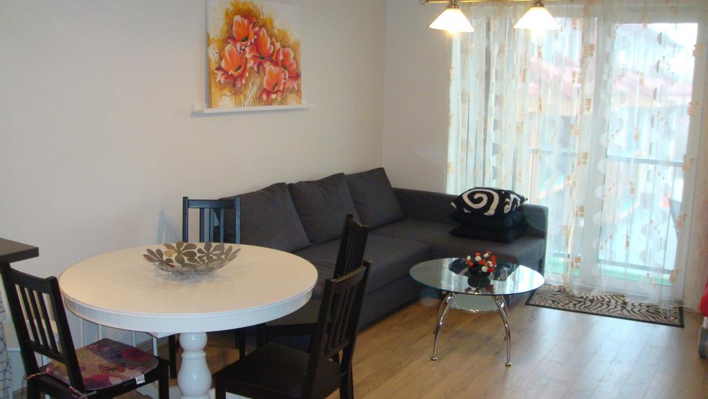 Vlados Aprtamentai Apartment Паланга Стая снимка